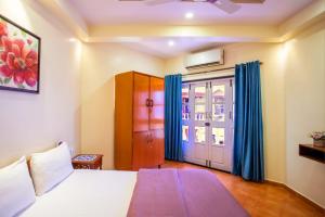 Golden Sea Shell 1 bhk Beach apartment