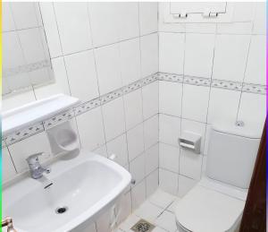 Corniche Street - Luxury Room