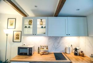 Appartements Exquisite tiny house with garden and air con - between Paris-Disneyland - 3mins from train station : photos des chambres