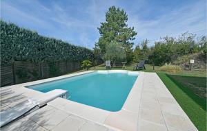 Maisons de vacances 3 Bedroom Nice Home In Mazan : photos des chambres