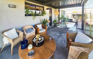 Maisons de vacances Amazing Home In La Redorte With Wi-fi : photos des chambres