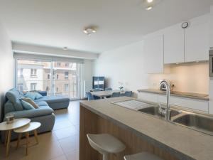 Chic Flat with Bunk Beds