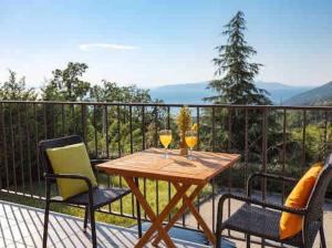 Ferienwohnung ,, Bella “in Poljane mit Pool