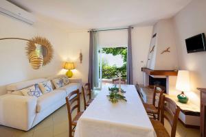 Villa Marinella close to the sea with private pool