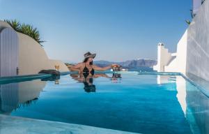 Black Diamond Suites Santorini Greece