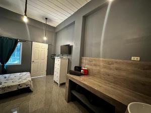 Limewood Residences- Bago City near Bacolod