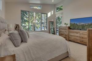 Palisades Tahoe Mountain Oasis