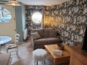 Appartements Le cours Donville, appart neuf a 100m de la mer : photos des chambres