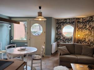 Appartements Le cours Donville, appart neuf a 100m de la mer : photos des chambres
