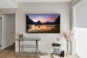 5 Heart of Santa Monica apartment