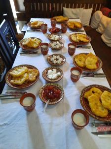 ЧОЛАКОВАТА КЪЩА