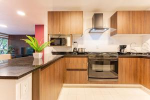 Parques Condesa Apartments by VH