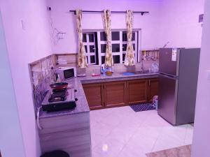 RS VILLA SHARE APARTMENT with private room ,good wifi, 150mts to beaches bus stop,
