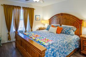 Game Room and Walk to Beach Gun Barrel City Gem!