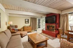 Chateau Eau Claire Unit 22, Condo Overlooking the Roaring Fork River with a Private Deck - Meredith
