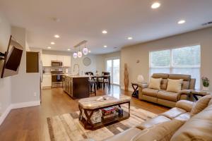 Denver Getaway Close to Downtown, Mtns, and Boulder