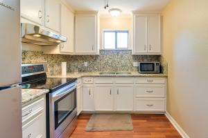 Cozy Texas City Guest House - 5 Mi to Beach!