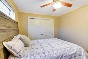 Cozy Texas City Guest House - 5 Mi to Beach!