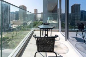 Bloom Heights: Pool, Gym & Wi-Fi - JVC - Dubai