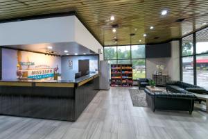 Ramada by Wyndham Diamondhead I-10 Gulfport