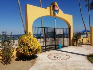 Condo Brisa del Mar (Los Ayala)