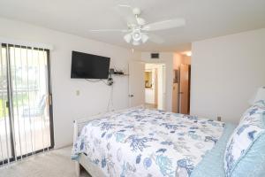 Ocean Village Club N23