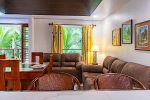 Laguna Eco Village #205 Pool Tennis Courts BBQ