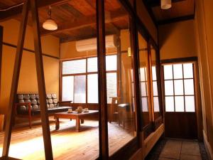 Higashi Matsuyacho West