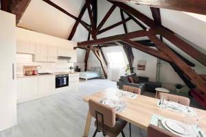 Appartements Charme plein coeur Auxerre - parking prive : photos des chambres
