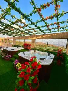 Coral Villa - Satara