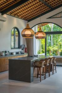 Casa Donilo - 4BR Designer Villa in Canggu