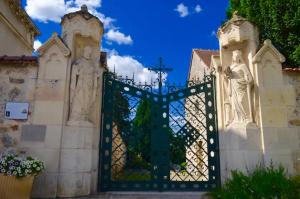 Appartements Agreable maison petit jardin a 7 minutes de Reims : photos des chambres