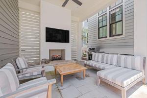 17 Bluestem Lane home