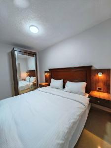 Cleopetra Hotel