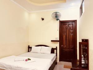 Khách sạn Xuân Quỳnh