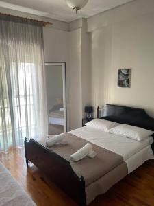 Rooms fbΓιώργος Πιπερης