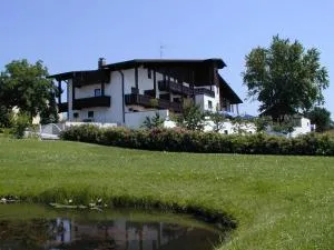 Kurhotel Würdinger Hof - Reichersberg