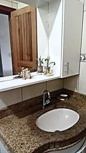 Casa tranquila e boa localização