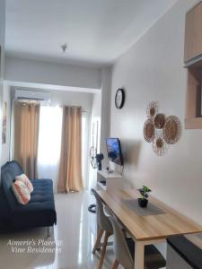 Vine Residences -Cozy 2BR with Balcony