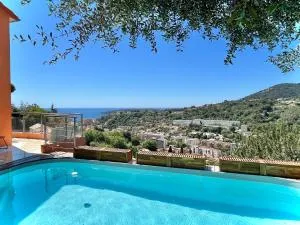 Détente Côte d'azur, piscine et spa privatifs - Castillon