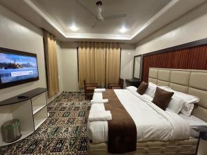 Fair Mount, Airport Road, Humhama Srinagar