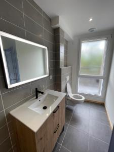 Appartements LE SALVADOR - Appart'Hotel de 18m2 a 44m2 : photos des chambres