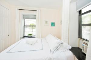 Three Bedroom West Village Townhouse