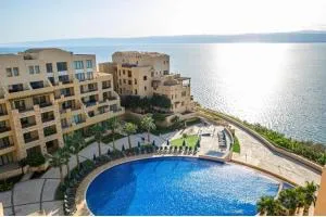 Spacious apartments with Sea view at Samarah Resort - Ath Thughrah
