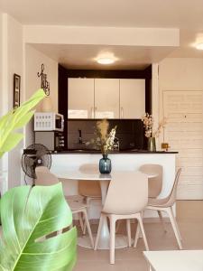 BenalBeach Holiday Appartement 2BDR Beach100m 5 Pools Gardens