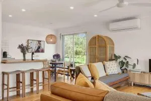 Whimsical Willunga Getaway - Hope Forest