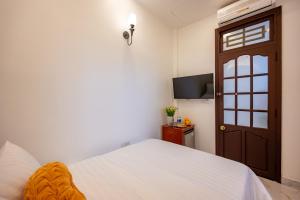 Phòng giường đơn - Phòng nghỉ (Single - Room)