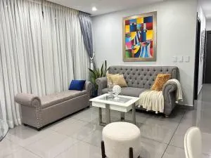 Elegante y espacioso condominio - Caracol