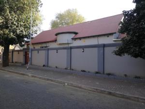 Defountain Guest House