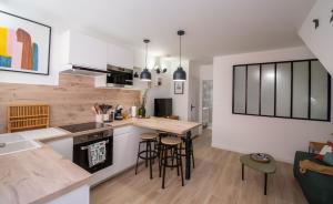 T2 cosy et climatisé au cœur de la ville - La Golondrina - 4hvězdičkové hotely ve městě Martigues